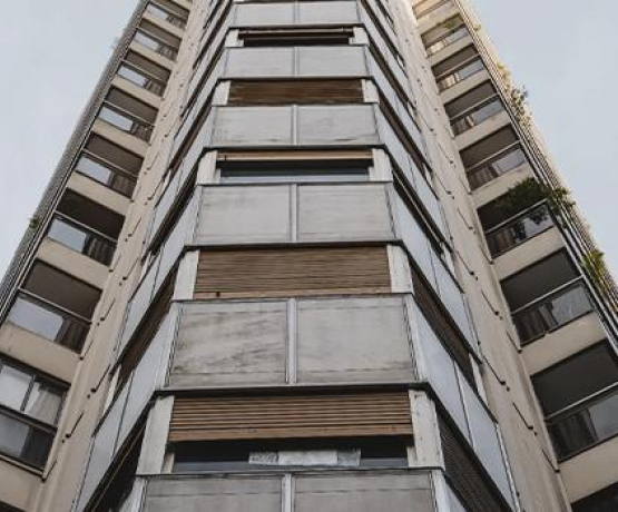 Força do registro, obrigação propter rem e desequilíbrio na cobrança de cotas condominiais